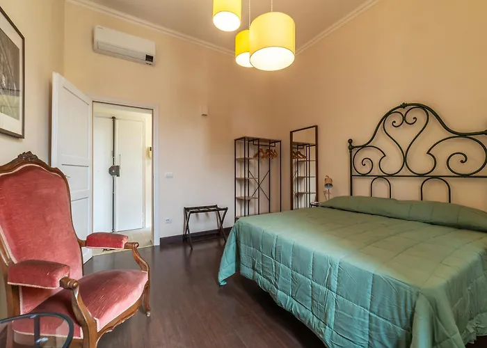 Guesthost - Colosseo & San Clemente Apartament